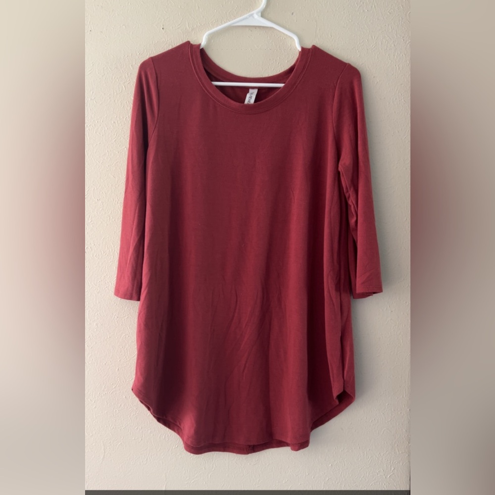 Zenana Outfitters Burgundy Long Sleeve Tee
